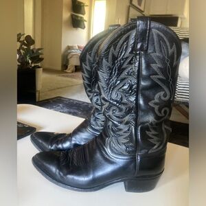 Dan Post Men’s size 9.5 D unisex Cowboy boots black leather embroidered